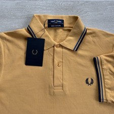 BNWT Fred Perry M12 Short